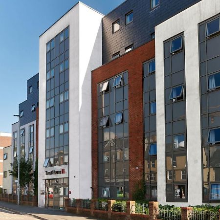 Cosy Ensuite Bedrooms At Trust House Near Exeter City Centre Exterior photo